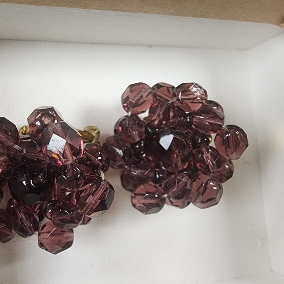Elegant Purple Cluster Earrings - Picture 1 of 3